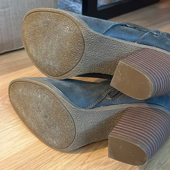 Winter Booties - Picture 2 of 6